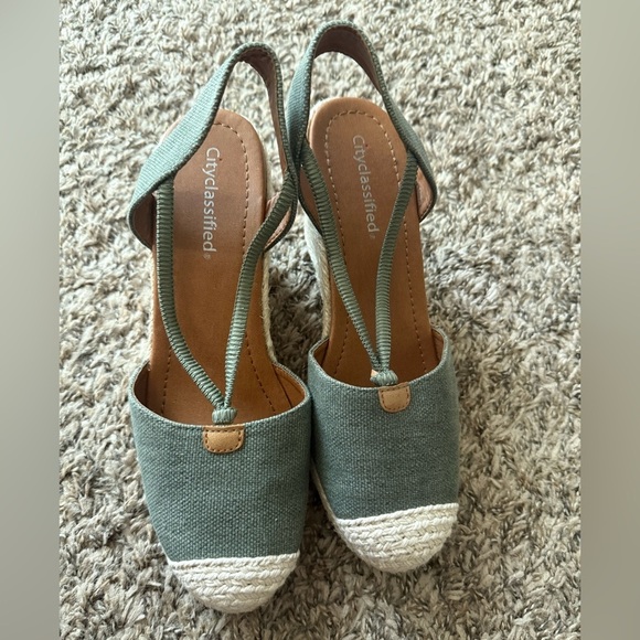Cityclassified Shoes - Cityclassified Green Espadrille Ankle Strap Shoes